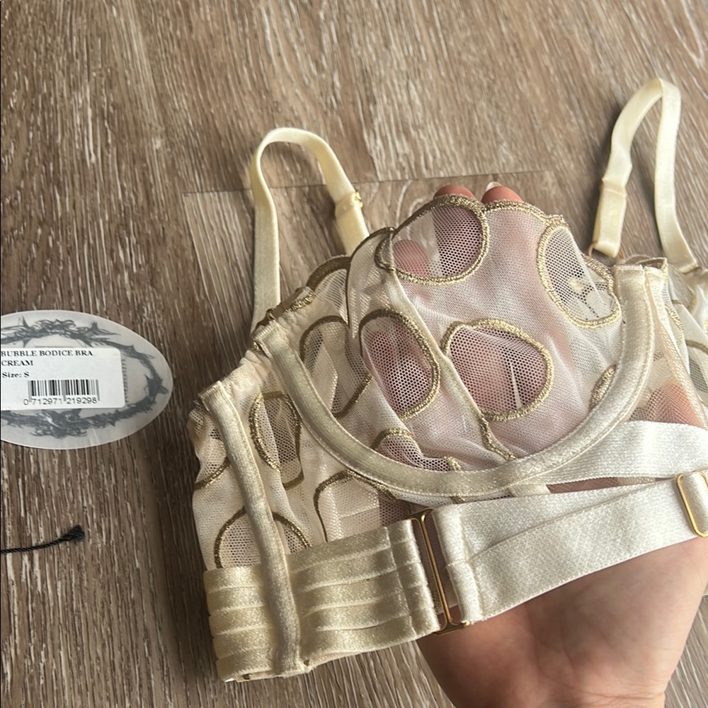 Bordelle Bubble Bodice Bra and Longline Suspender Set cream & gold size Small - Picture 7 of 17